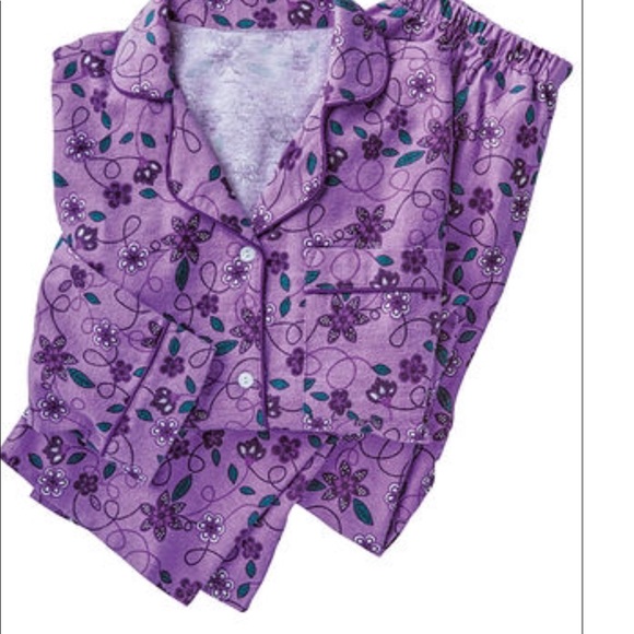 Anthony Richards Intimates & Sleepwear New Red Floral Flannel